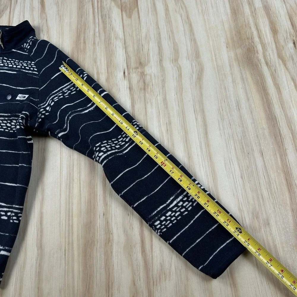 The North Face Men's Small Printed Gordon Lyons 1/4 Zip Fleece Pattern